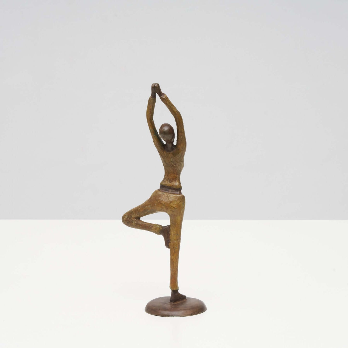 Bronze-Skulptur Yoga "Vrksasana" | Einbeinstand, Baum | by Hamidou | verschiedene Farben und Größen