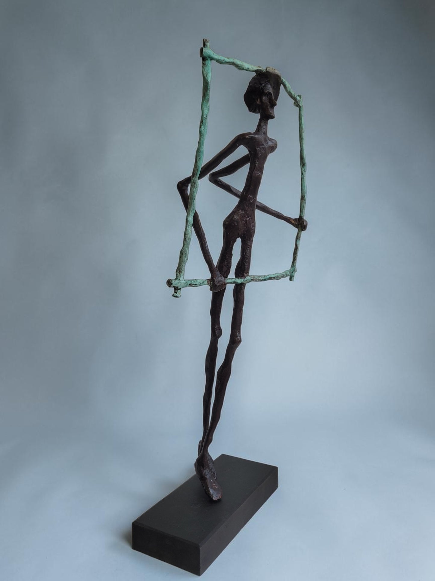 Bronze-Skulptur "L'Homme Encadré #2", by Boureima Ouedraogo, 52 cm, Bronze massiv, 2026