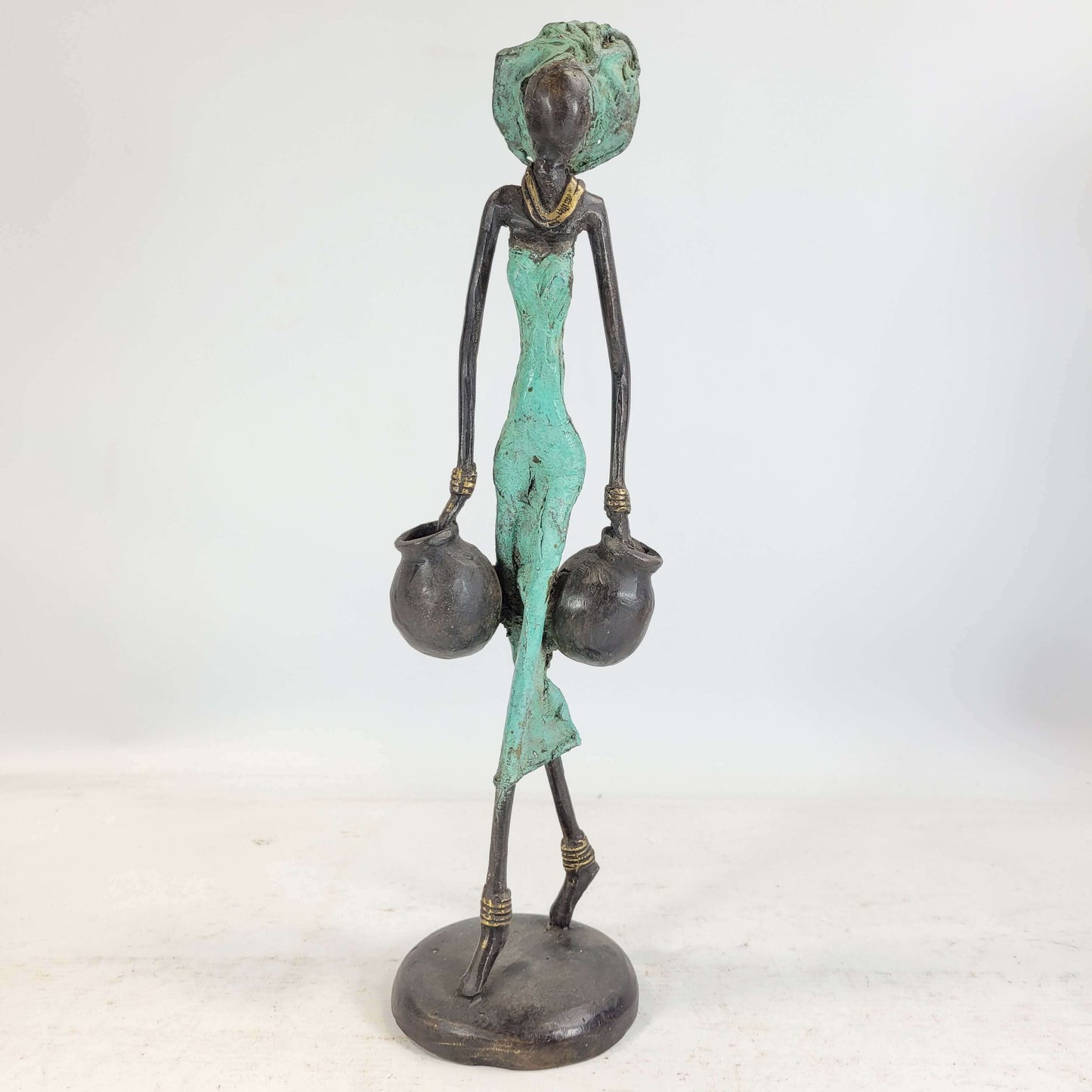 Bronze-Skulptur "Frau mit Amphoren" by Issouf | 35-38 cm