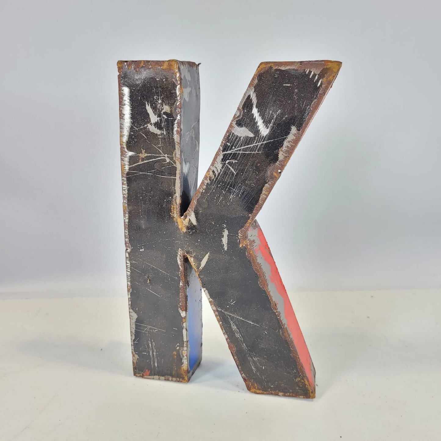 Buchstabe "K" aus recycelten Ölfässern | 22 oder 50 cm | verschiedene Farben