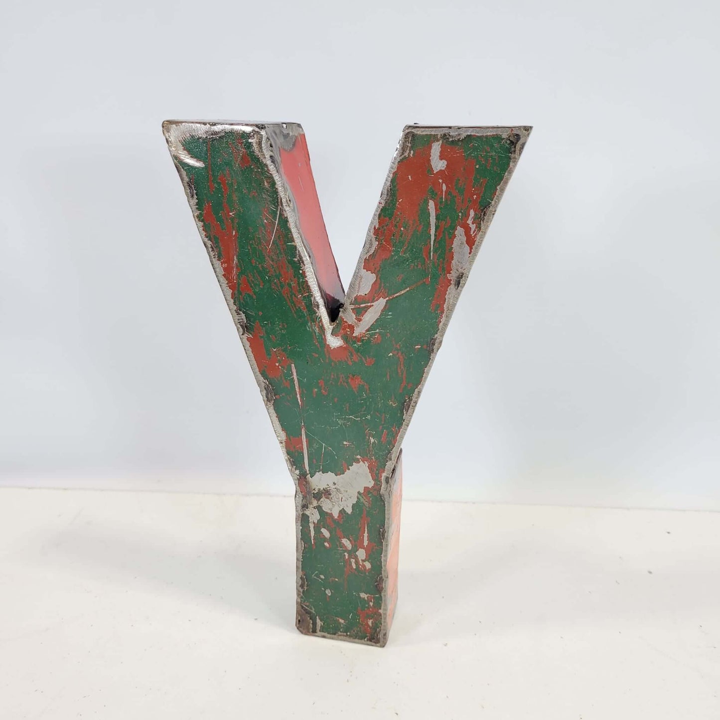 Buchstabe "Y" aus recycelten Ölfässern | 22 oder 50 cm | verschiedene Farben