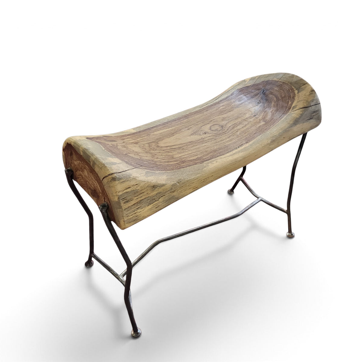 Sitzbänkchen Hocker "Nisa Tabru" Unikat Altmetall Palisander-Holz