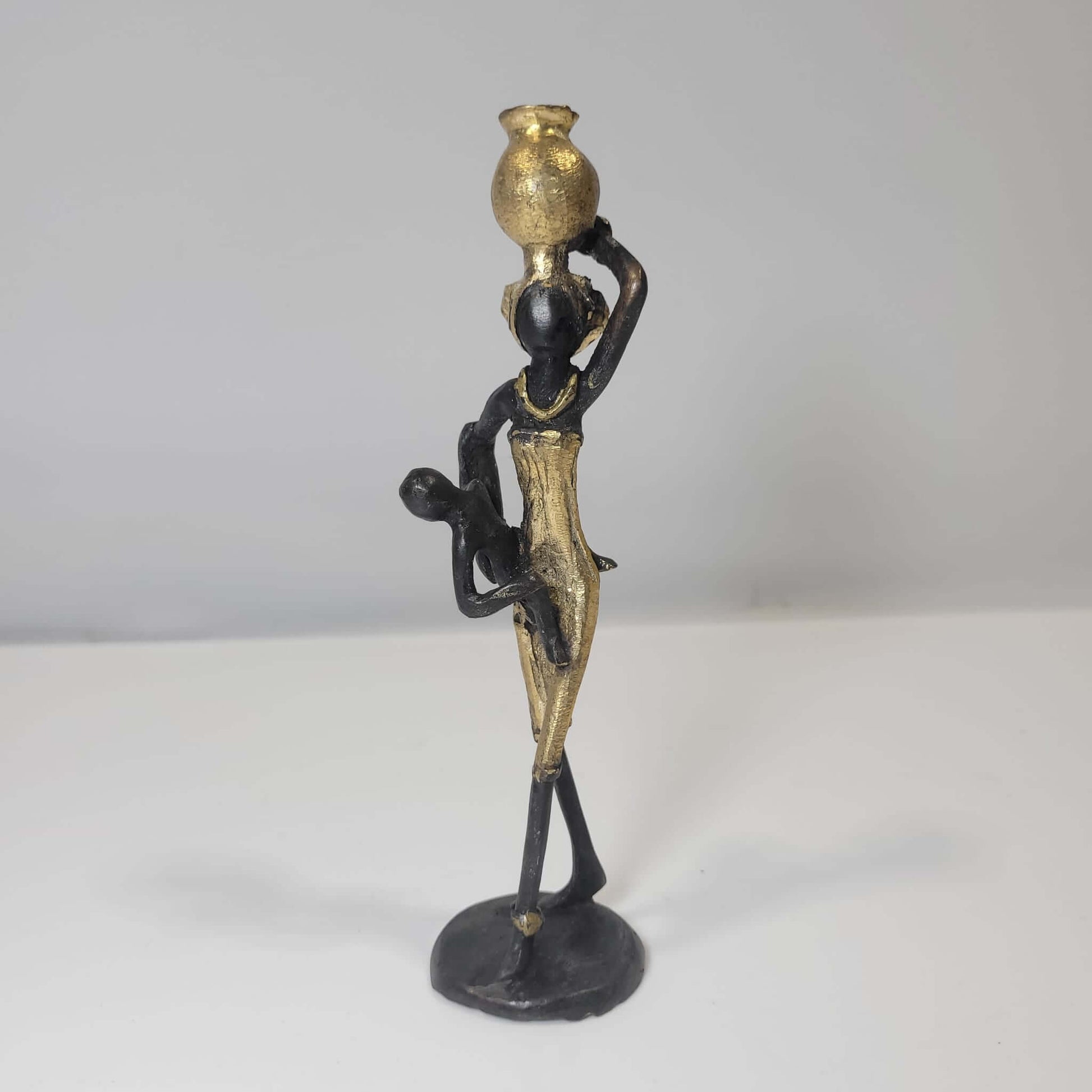 Bronze-Skulptur "Frau mit Kind und Krug" by Issouf | verschiedene Größen und Farben