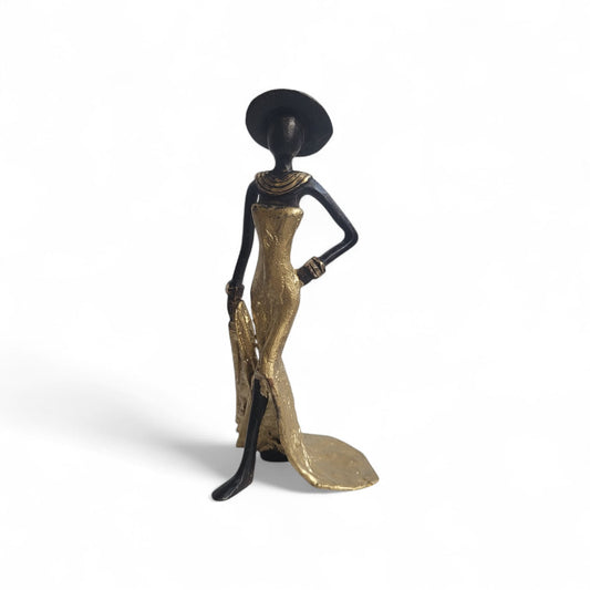 Bronze sculpture "Femme élégante avec chapeau" by Soré | various sizes and colours