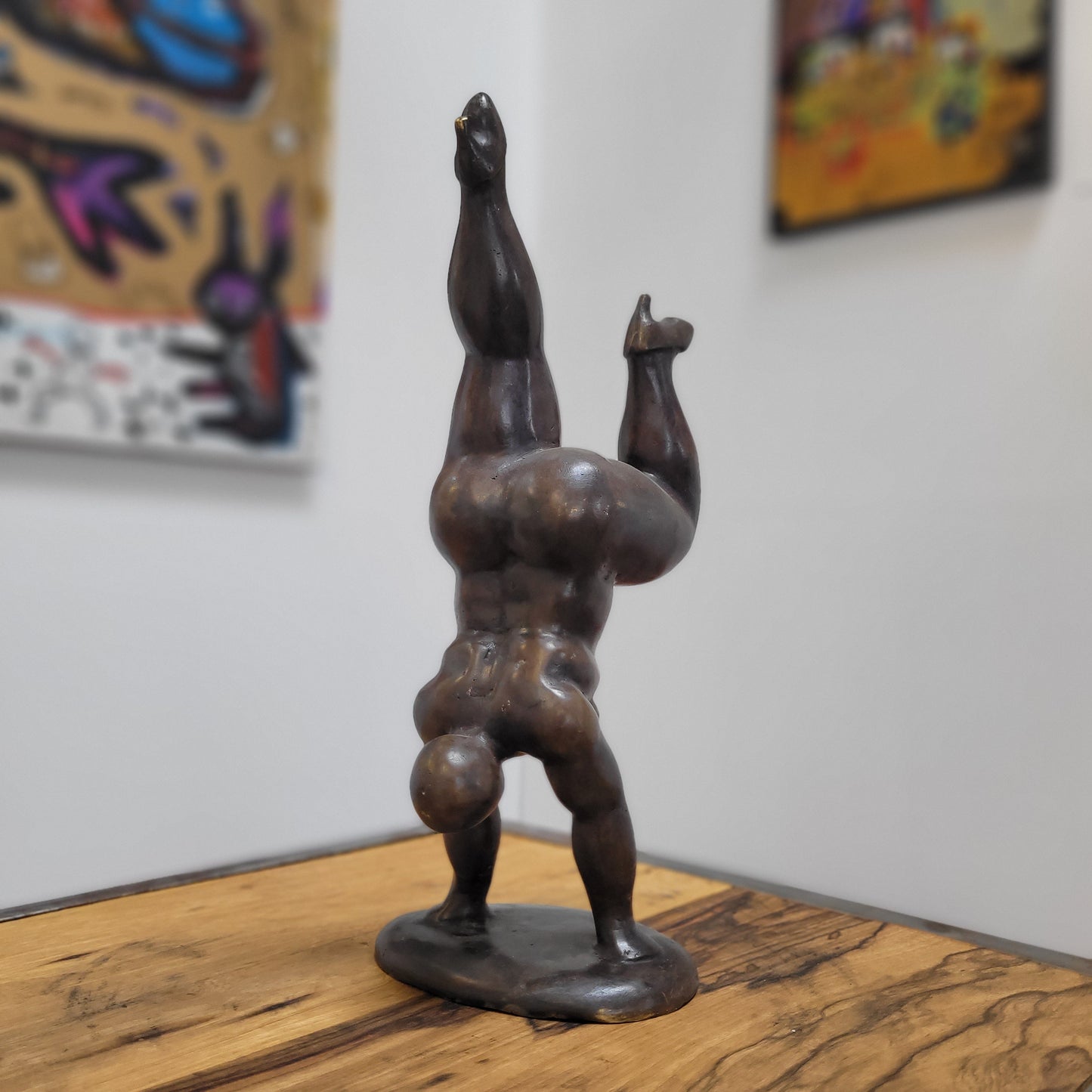 Bronze-Skulptur "Bobaraba Kopfstand" by Dermé | 30 cm | 1,7 kg