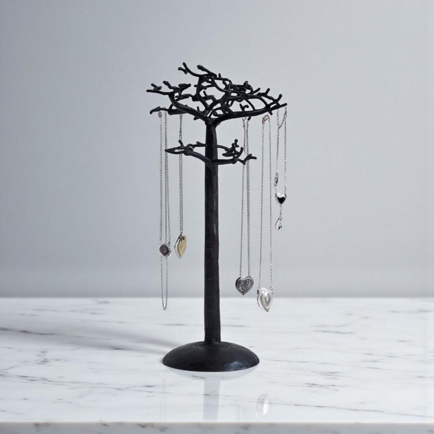 Baobab aus recyceltem Ölfass | Affenbrotbaum | 35 cm Schwarz | Einzelstück aus Madagaskar