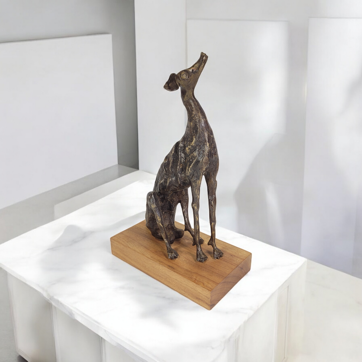 Bronze-Skulptur "Lévrier" (2024) Windhund Greyhound by Boureima | Unikat