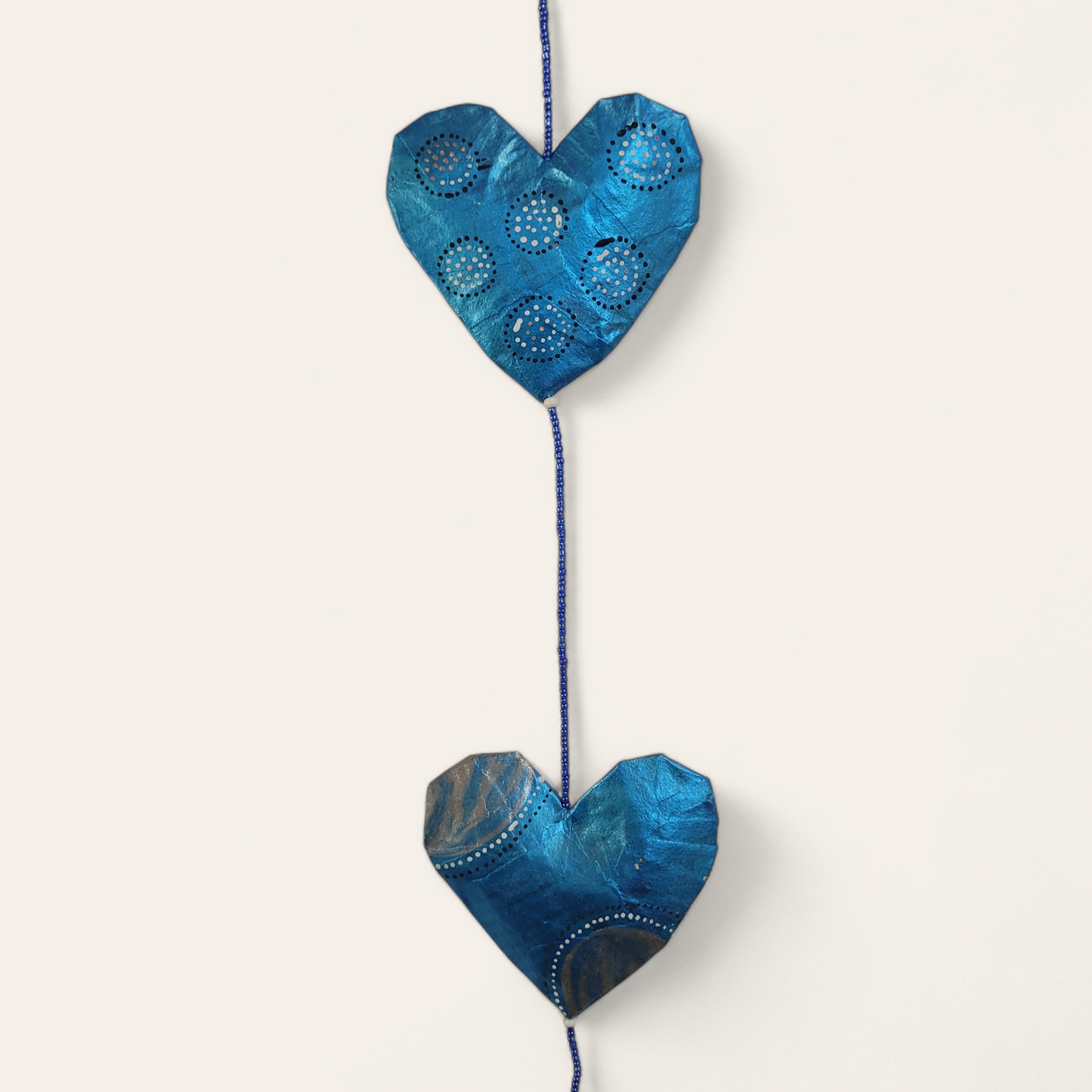 Garland / Mobilé "Hearts" made of papier-mâché from recycled paper | Upcycling, handmade