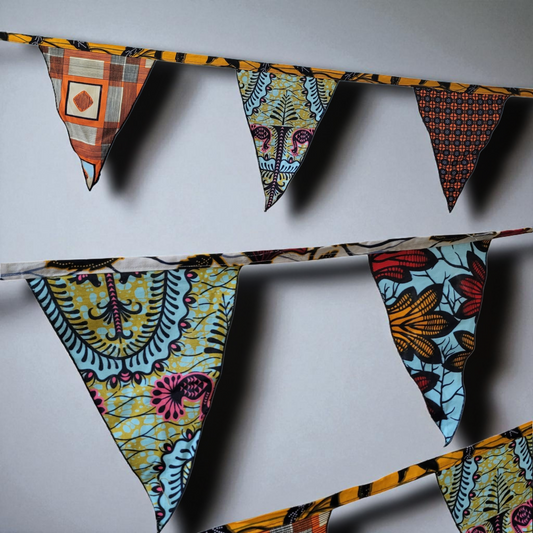 Wimpelgirlande aus Wax-Stoff | 5 Meter | handgemacht und fair gehandelt