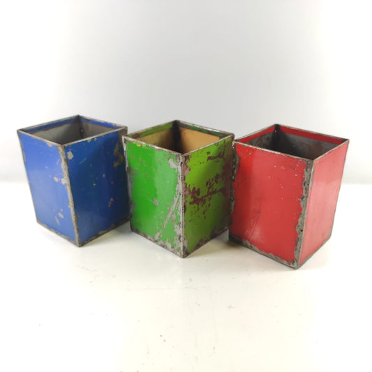 Pen holder made from recycled oil drums 9x9x12 cm Upcycling