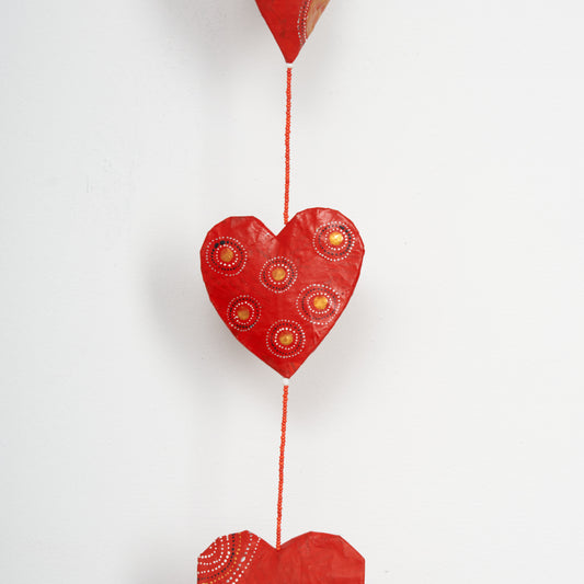 Girlande / Mobilé "Herzen" aus Pappmaché aus recyceltem Papier | Upcycling, handgemacht