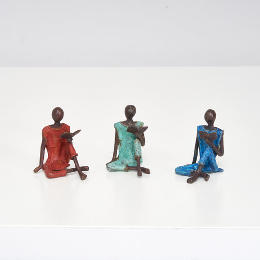 Bronze sculpture "L'enfant au livre" by Soré | 8cm