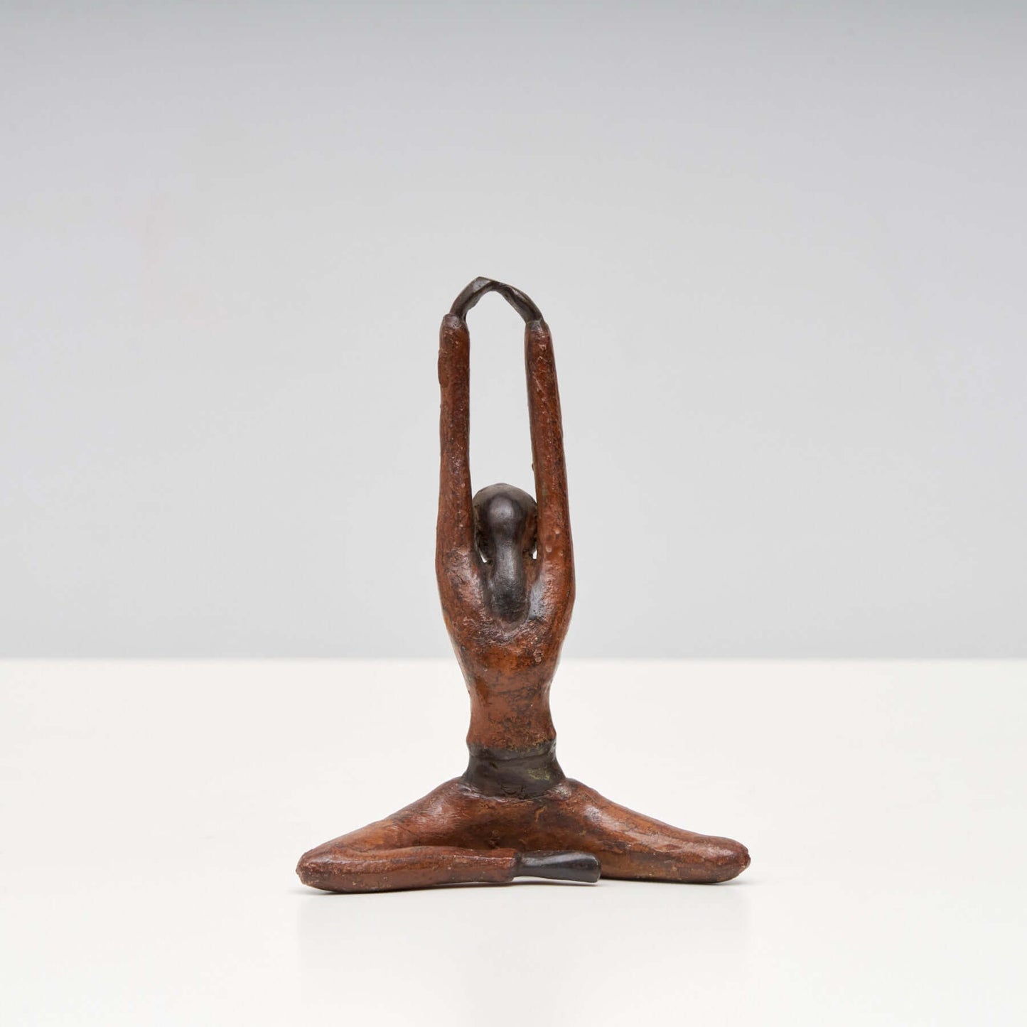 Bronze-Skulptur Yoga "Barbara" | by Hamidou | verschiedene Farben und Größen