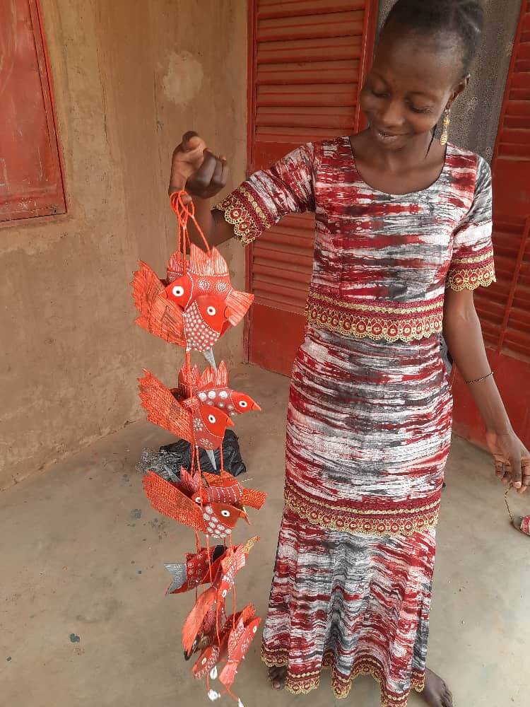 Girlande / Mobilé "Huhn" aus Pappmaché aus recyceltem Papier | Upcycling, handgemacht