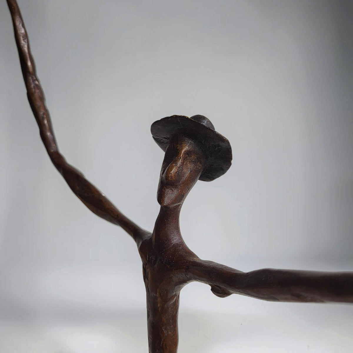 Bronze-Skulptur "Embrassez-moi", by Boureima Ouedraogo, 68 cm, Bronze massiv, 2026