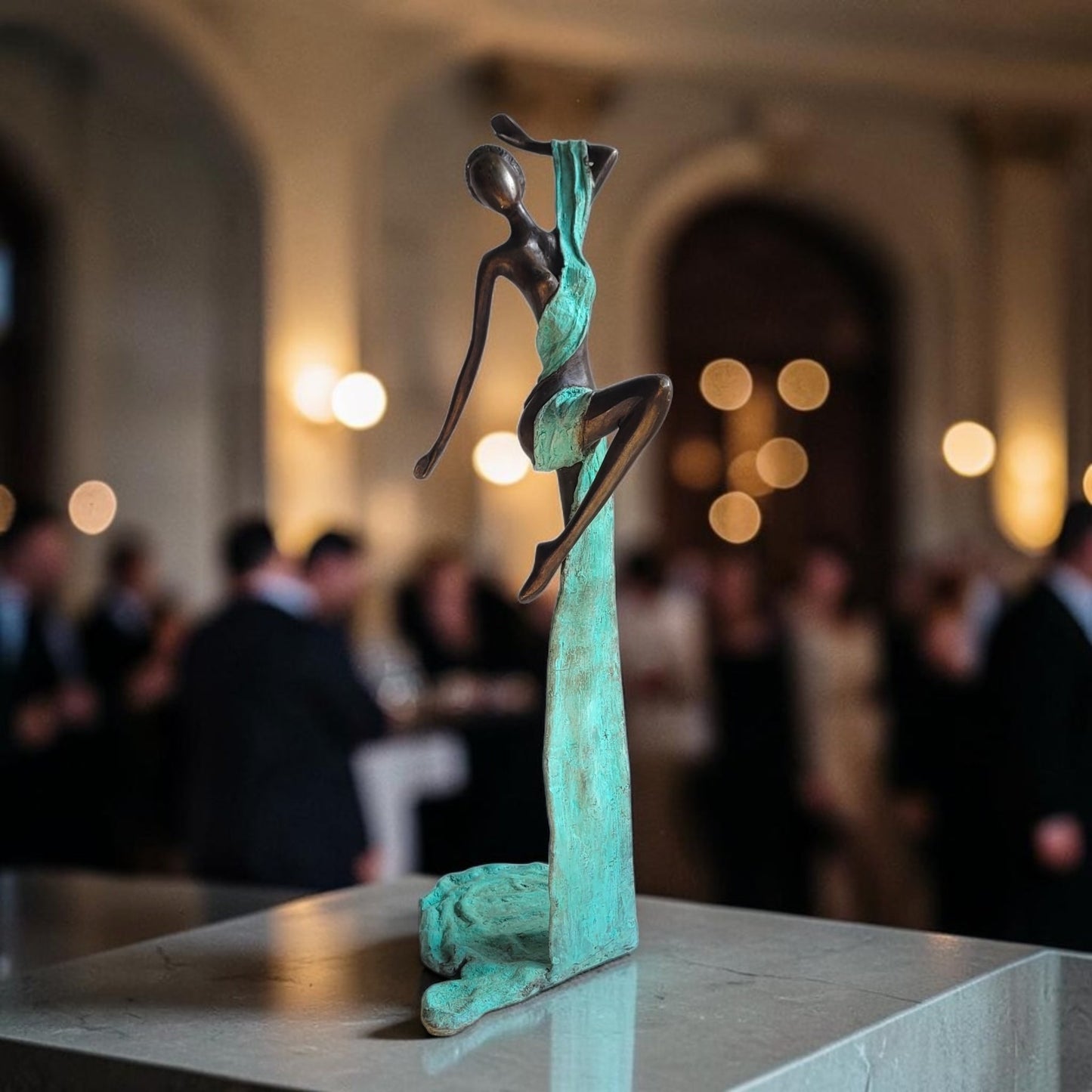 Bronze-Skulptur "L'envol turquoise", by Abdoulaye Soré, 50 cm, Bronze massiv, 2026