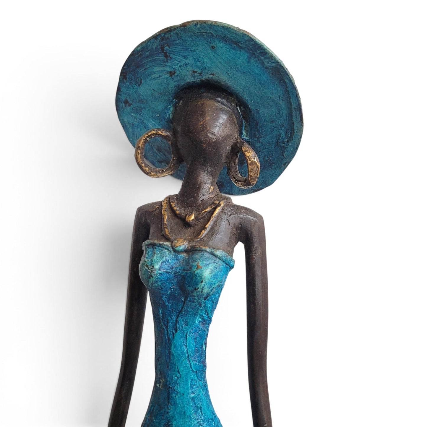 Bronze-Skulptur "Dame avec chapeau et sac-à-main" by Issouf B. | 32 oder 55 cm