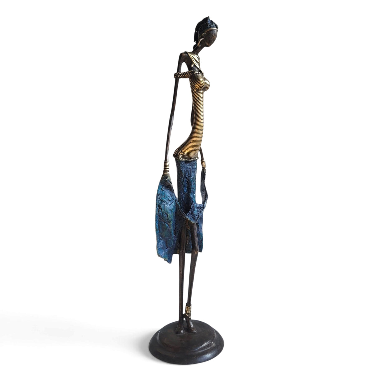 La dame en bleu et or | Bronze-Skulptur von Issouf Iboudou | 66 cm | 3,2 kg | Einzelstück