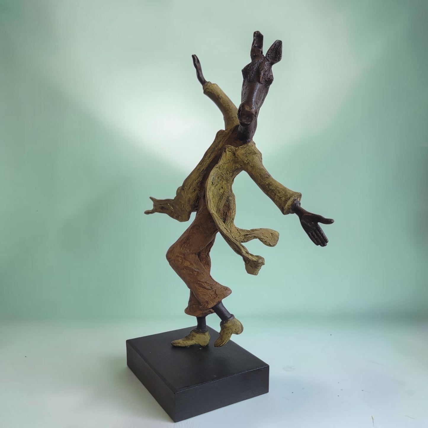 Bronze-Skulptur "Le cheval danseur", by Boureima Ouedraogo, 37 cm, Bronze massiv, 2026