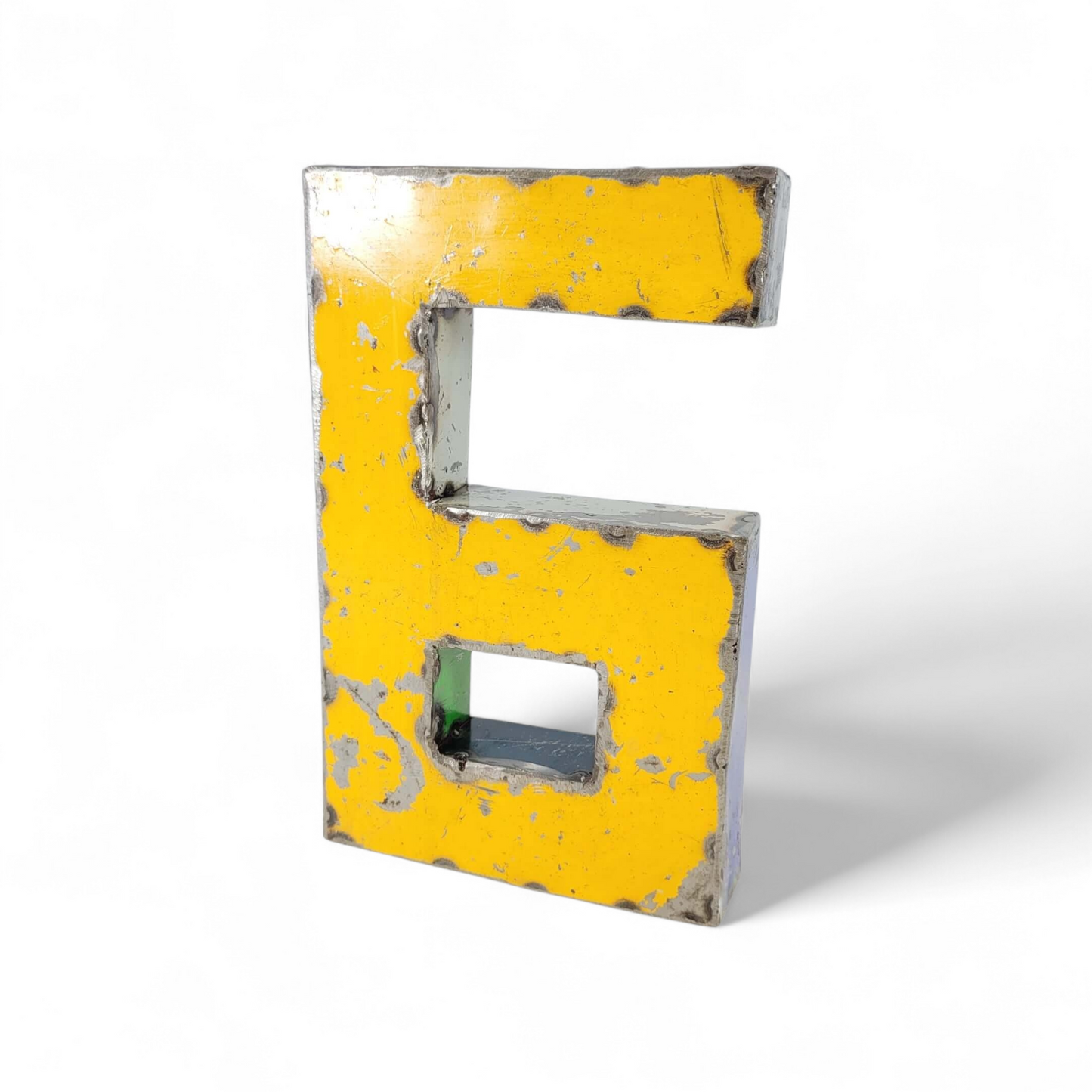 Chiffre "6" en barils de pétrole recyclés | 22 ou 50 cm | différentes couleurs