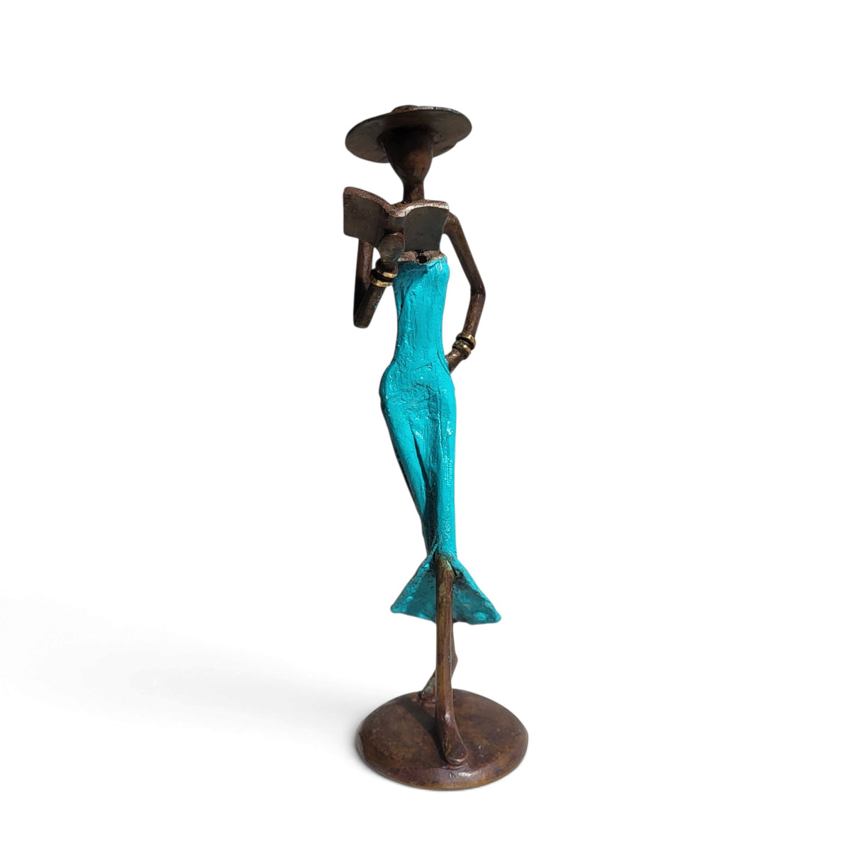Bronze sculpture "Femme avec livre et chapeau" by Soré | various sizes and colours