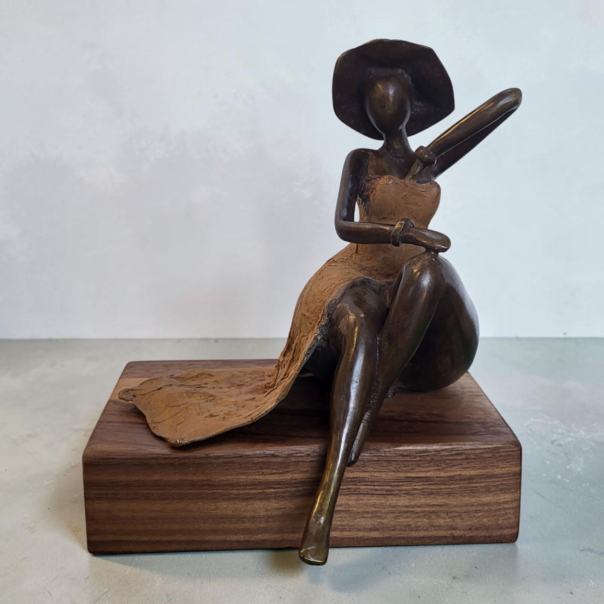 Das Vergnügen dazwischen | Bronze-Skulptur von Issouf Iboudou | 3 kg | Einzelstück
