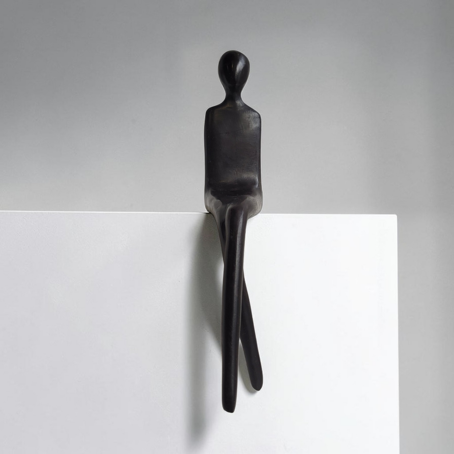 Bronze-Skulptur "La silhouette assise", by Boureima Ouedraogo, Bronze massiv, 2026