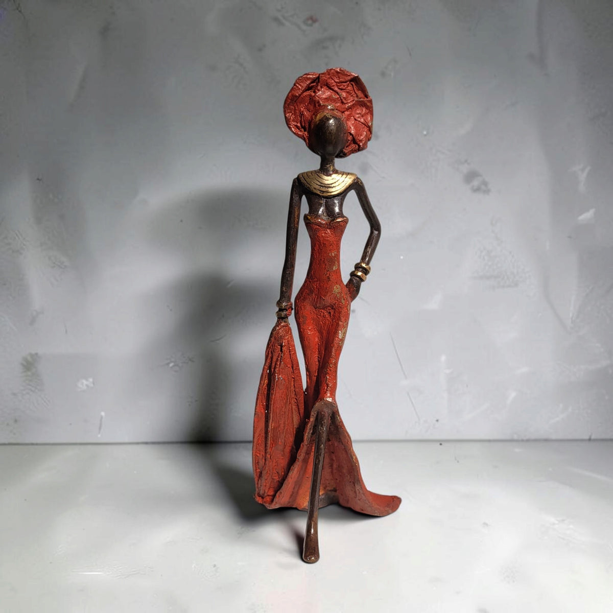 Sculpture en bronze "Femme élégante" de Soré | 17 cm | Couleurs différentes