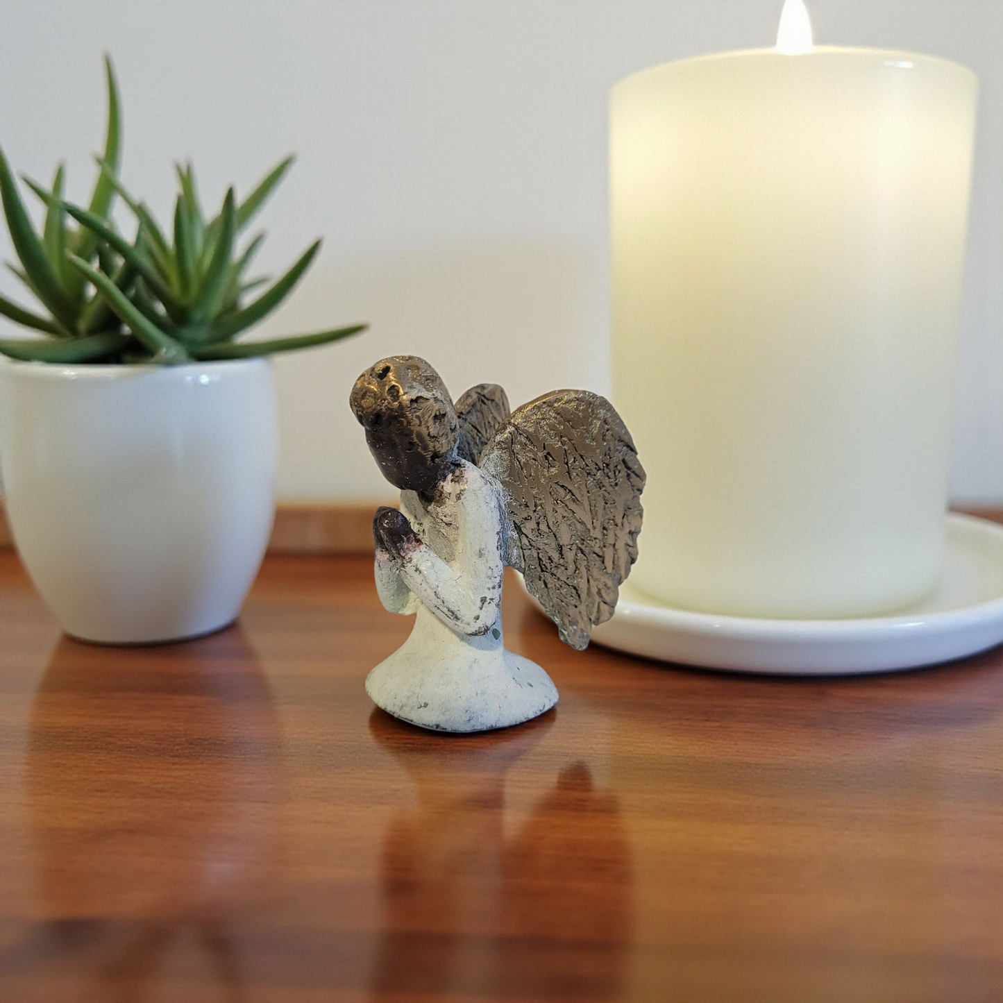 "Petit ange" von Hamidou | Kleiner Engel aus Bronze | Unikat aus Burkina Faso