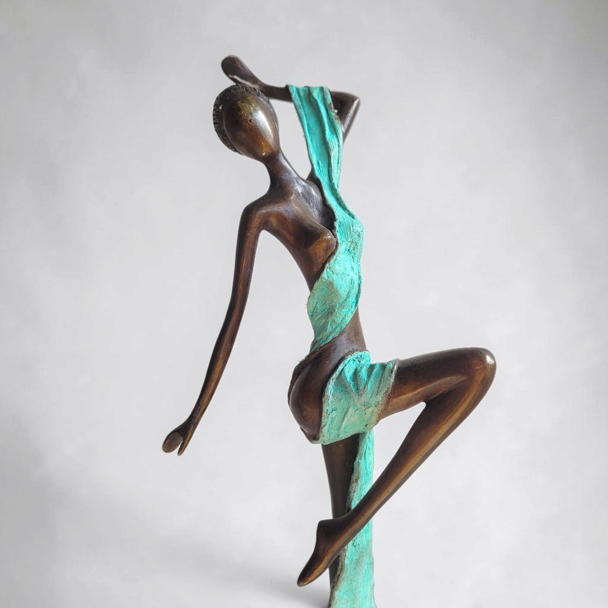 Bronze-Skulptur "L'envol turquoise", by Abdoulaye Soré, 50 cm, Bronze massiv, 2026