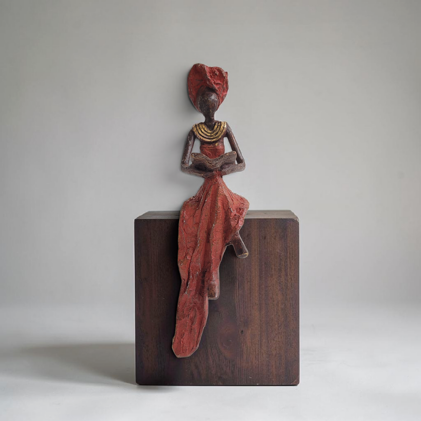 Bronze-Skulptur "Petite femme assise" by Hamed Nikiema | 16 cm | Unikate