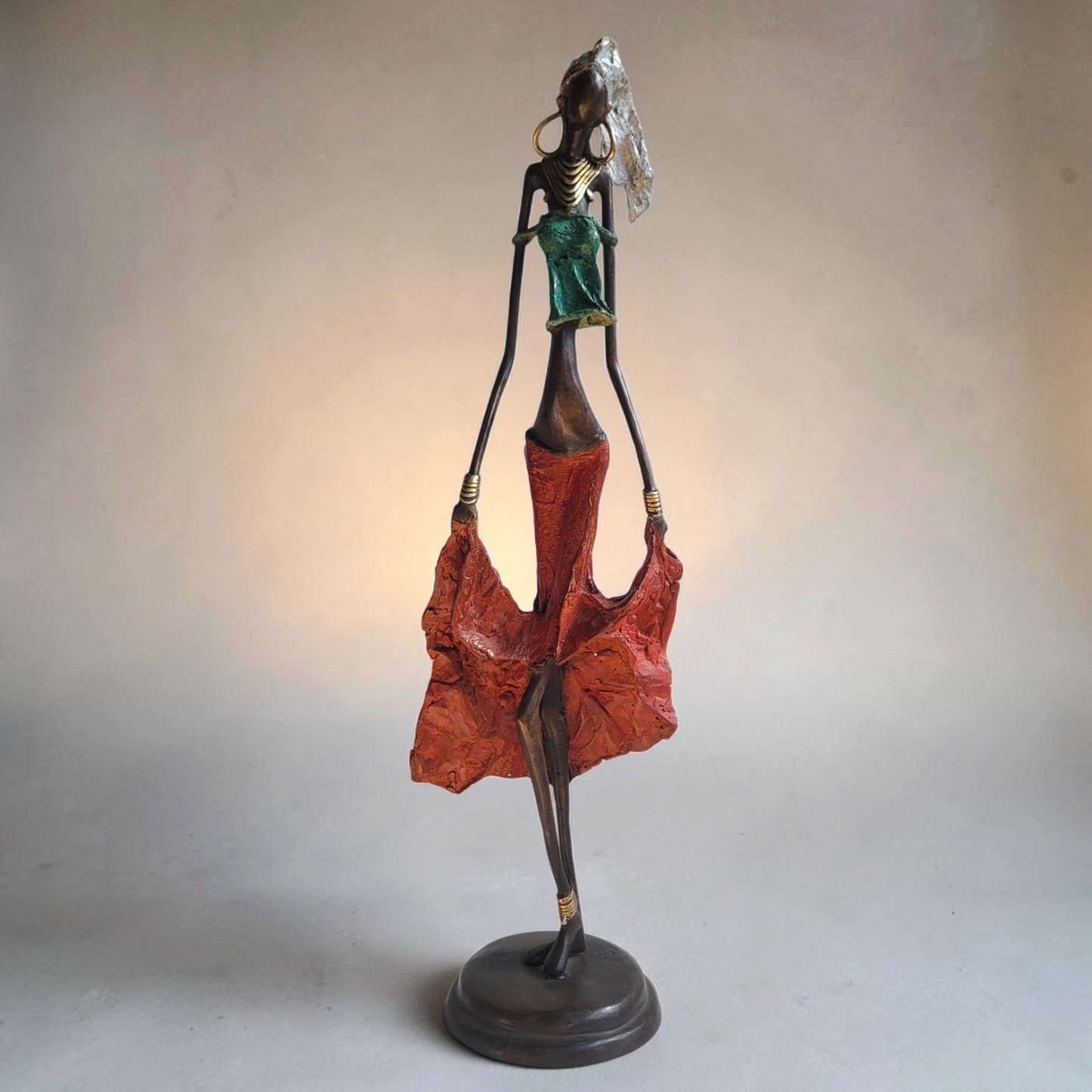 Braise et jade | Bronze-Skulptur von Issouf Iboudou | 66 cm | 3,2 kg | Einzelstück