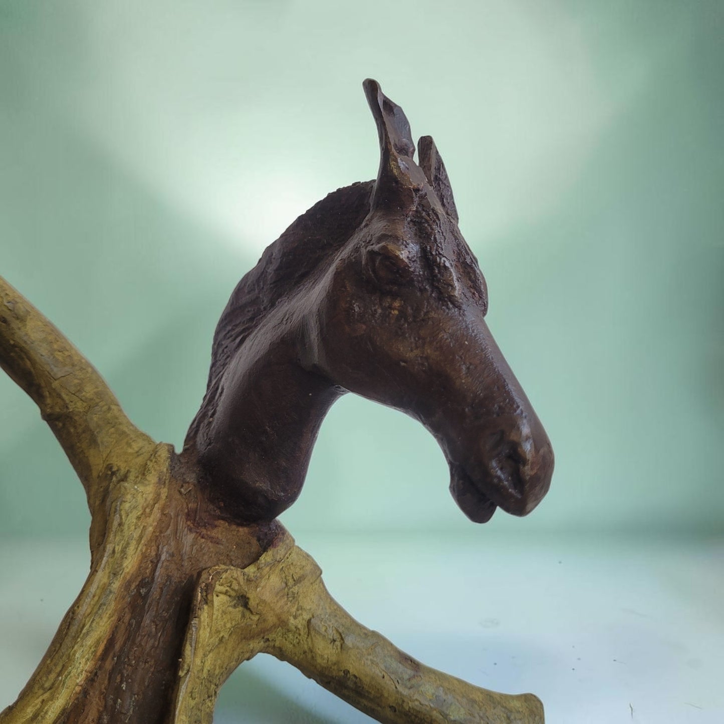 Bronze-Skulptur "Le cheval danseur", by Boureima Ouedraogo, 37 cm, Bronze massiv, 2026