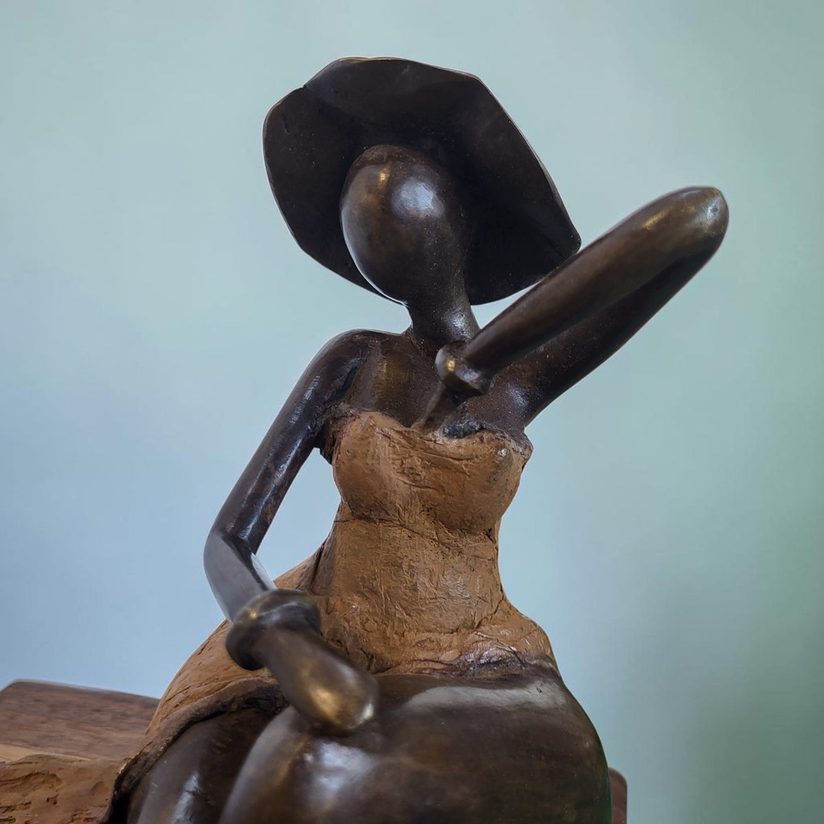 Das Vergnügen dazwischen | Bronze-Skulptur von Issouf Iboudou | 3 kg | Einzelstück