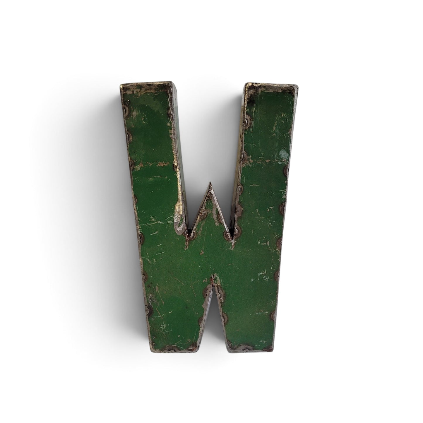 Buchstabe "W" aus recycelten Ölfässern | 22 oder 50 cm | verschiedene Farben