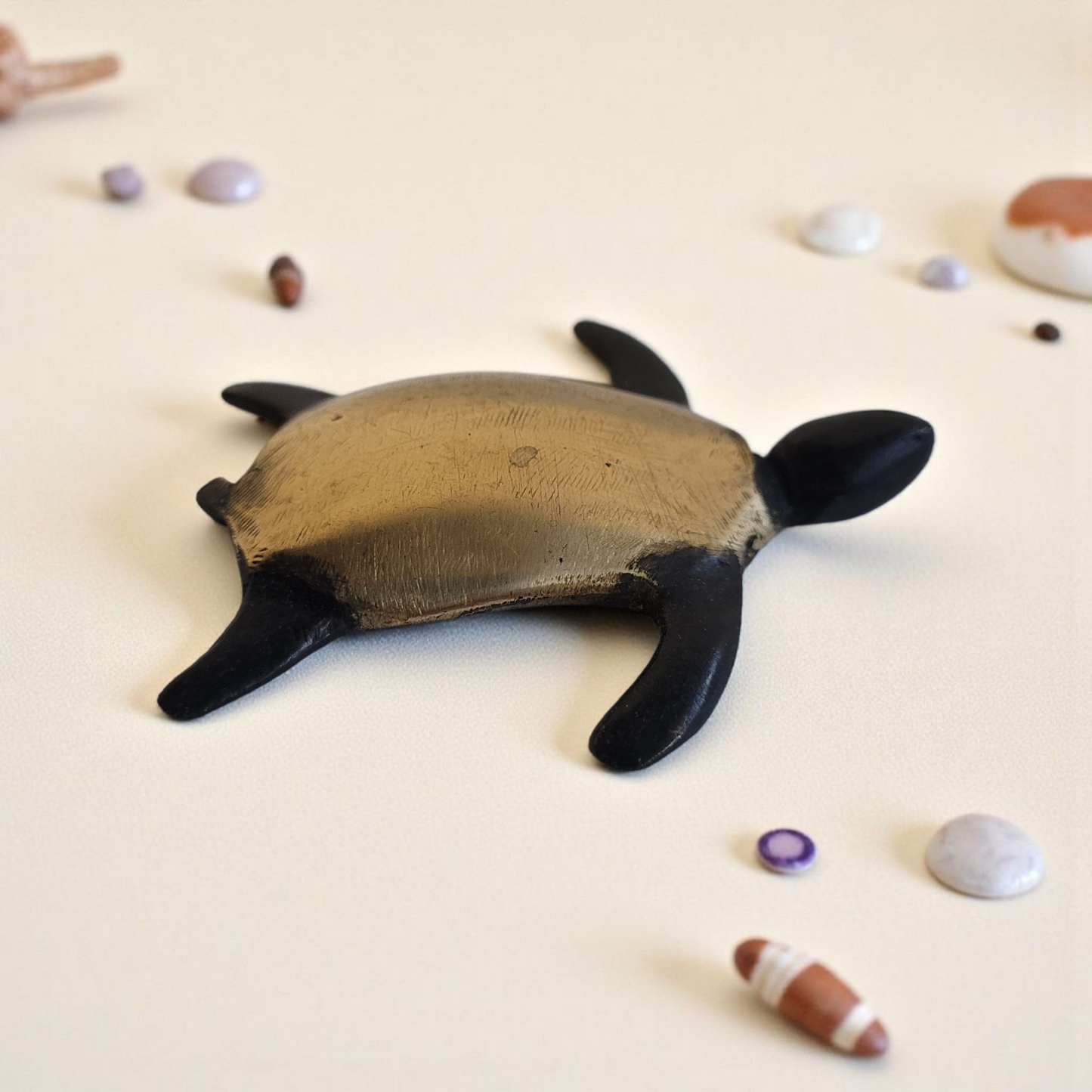 Schildkröte Baby Meeresschildkröte aus Bronze | by Issouf Iboudou