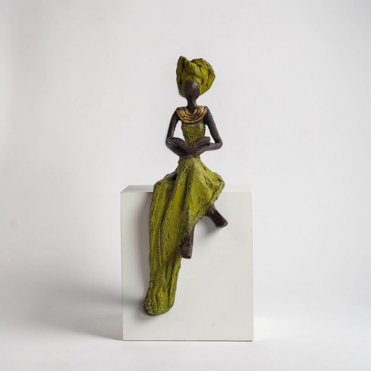 Bronze-Skulptur "Petite femme assise" by Hamed Nikiema | 16 cm | Unikate