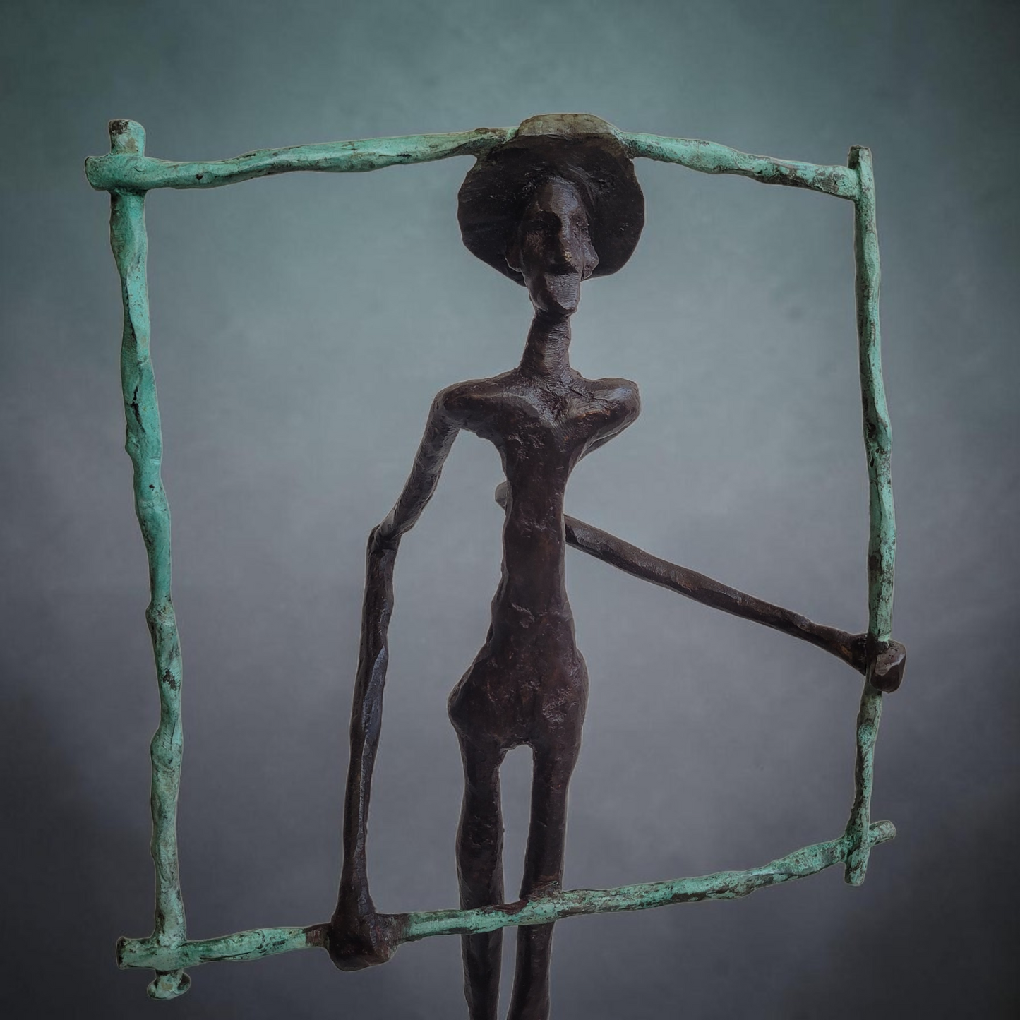 Bronze-Skulptur "L'Homme Encadré #2", by Boureima Ouedraogo, 52 cm, Bronze massiv, 2026