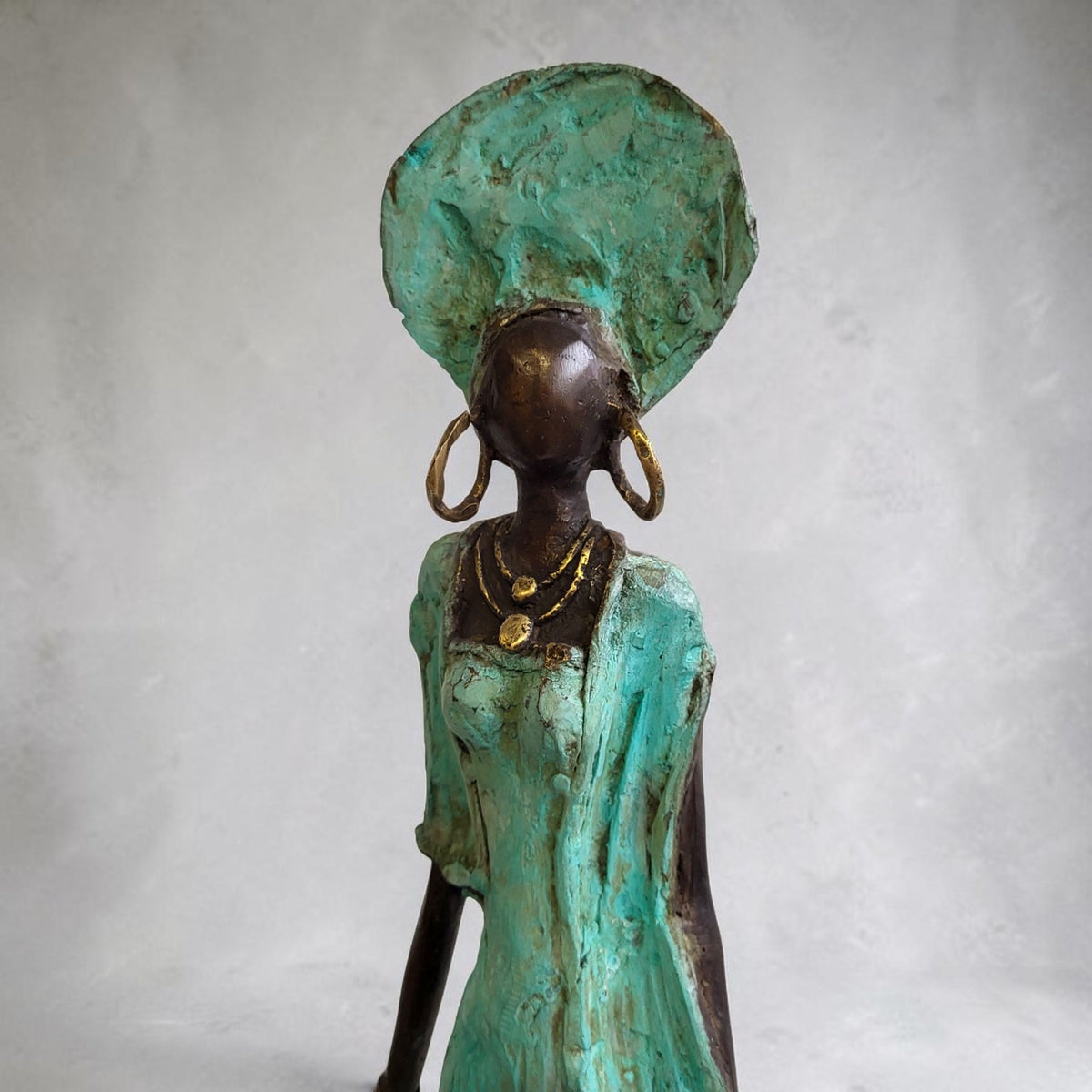 Bronze-Skulptur "Je pose donc je suis (II)" by Issouf B. | 55 cm | Einzelstücke