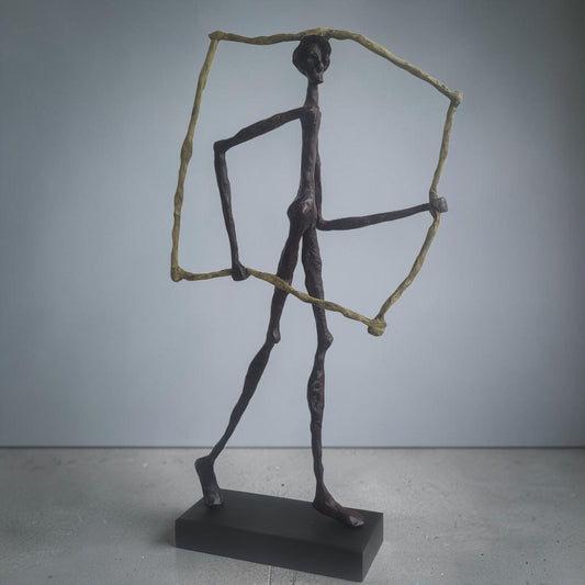 Bronze-Skulptur "L'Homme Encadré #1", by Boureima Ouedraogo, 52 cm, Bronze massiv, 2026