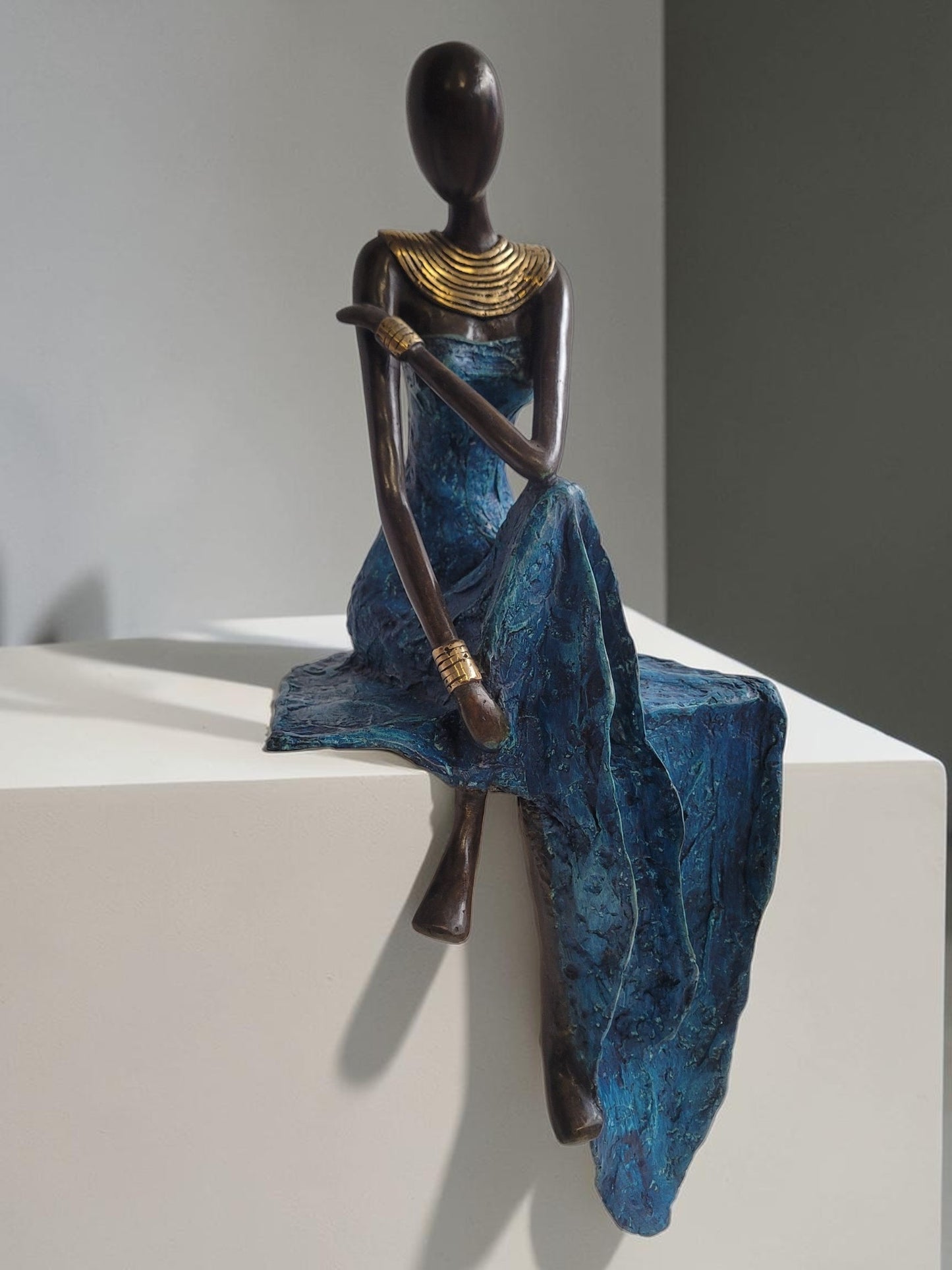Bronze-Skulptur "La penseuse" by Herman (2026) | 56 cm | 7 kg | Unikat Bronze massiv