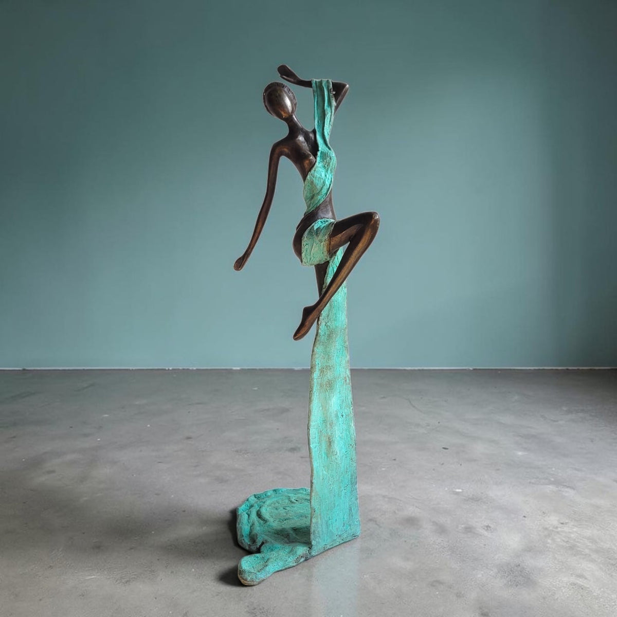 Bronze-Skulptur "L'envol turquoise", by Abdoulaye Soré, 50 cm, Bronze massiv, 2026