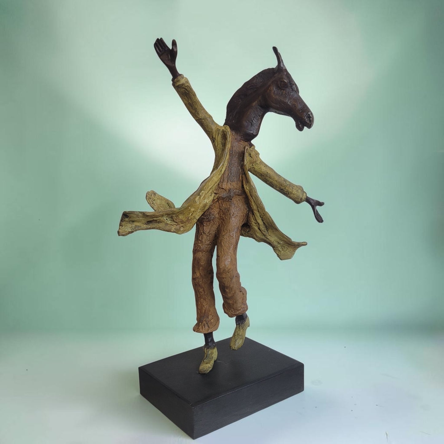 Bronze-Skulptur "Le cheval danseur", by Boureima Ouedraogo, 37 cm, Bronze massiv, 2026