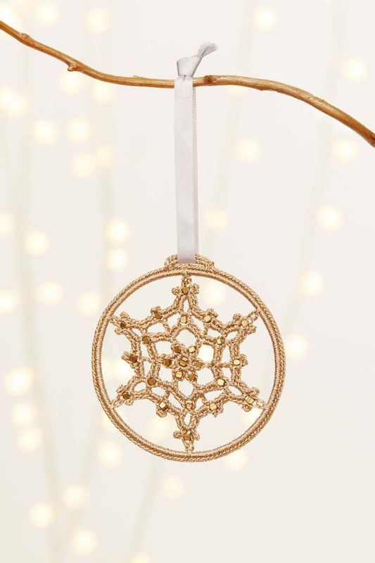 Christmas decoration "Eternal Snowflake" from the project MADE51 (UNHCR)