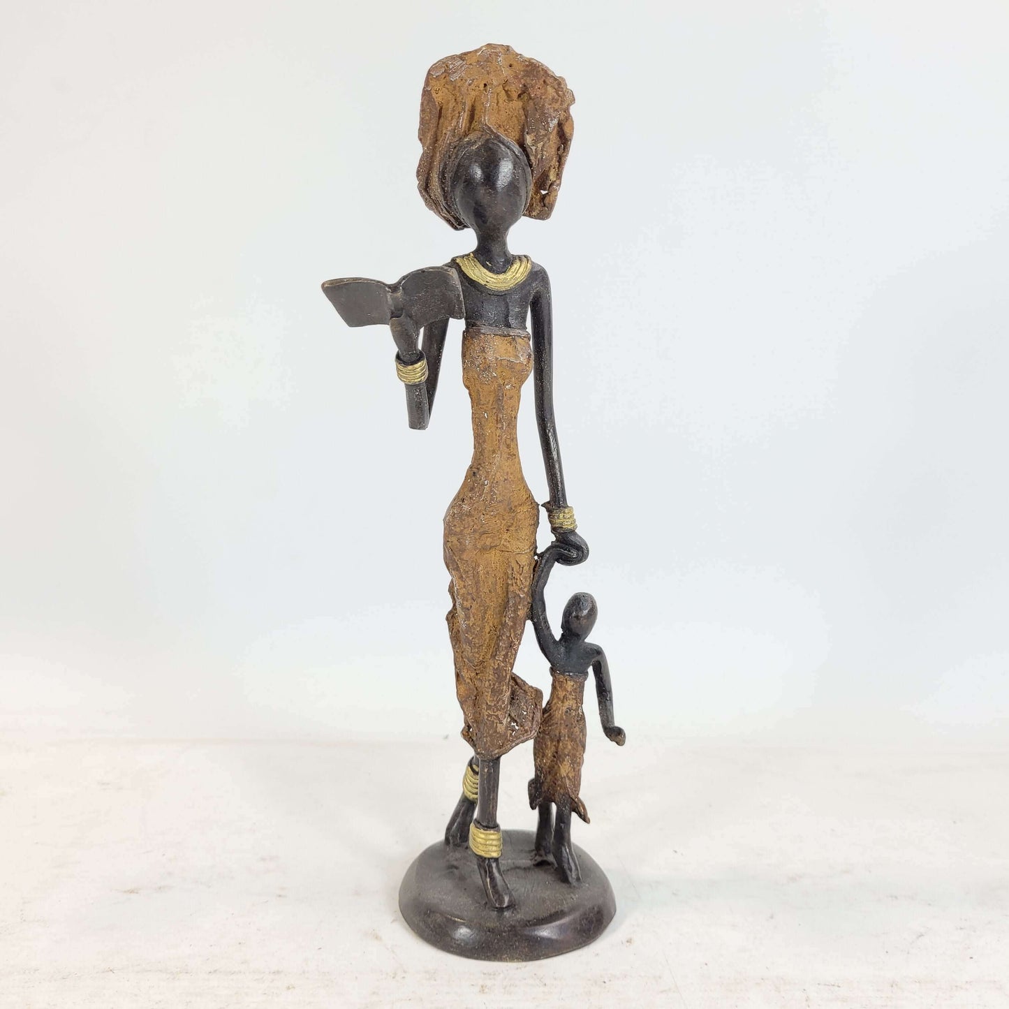 Bronze-Skulptur "Frau mit Buch & Kind an der Hand" by Issouf | 15cm | Unikate