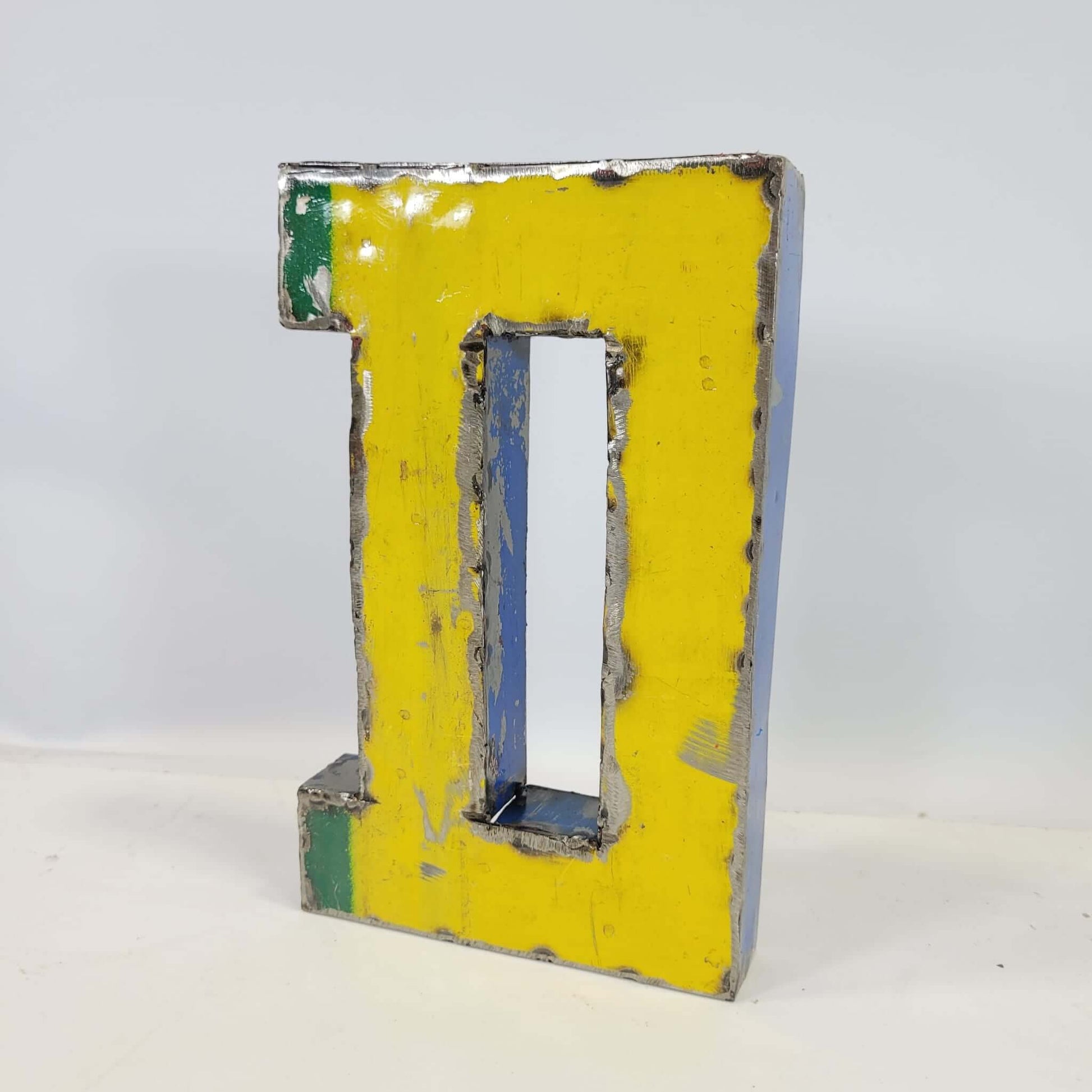 Buchstabe "D" aus recycelten Ölfässern | 22 oder 50 cm | verschiedene Farben