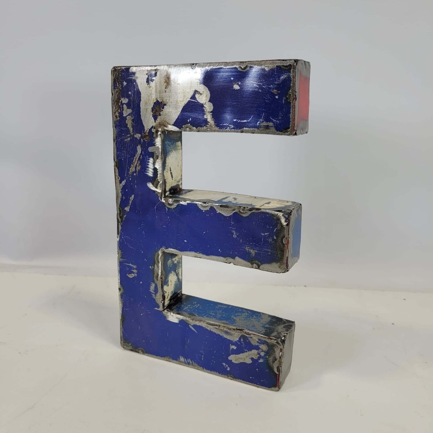Buchstabe "E" | Ziffer "3" aus recycelten Ölfässern | 22 oder 50 cm | verschiedene Farben