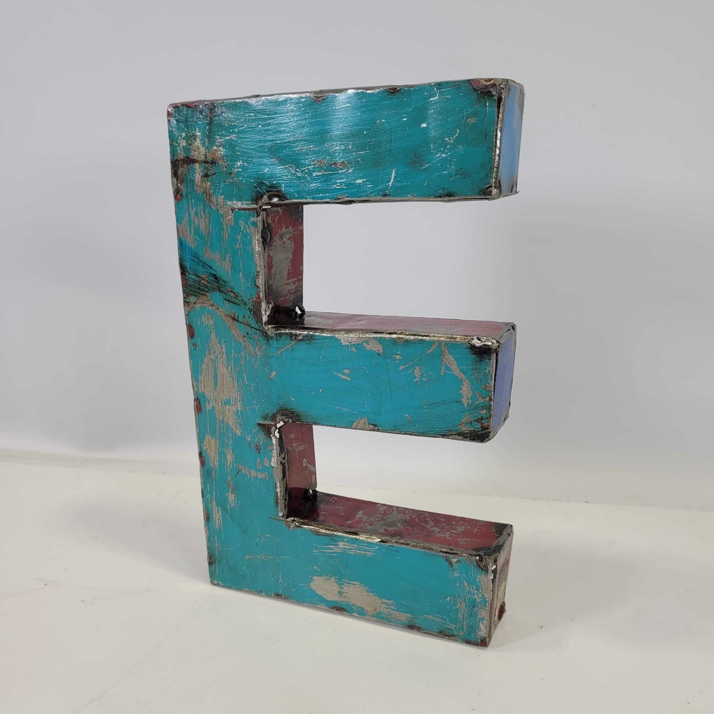 Buchstabe "E" | Ziffer "3" aus recycelten Ölfässern | 22 oder 50 cm | verschiedene Farben