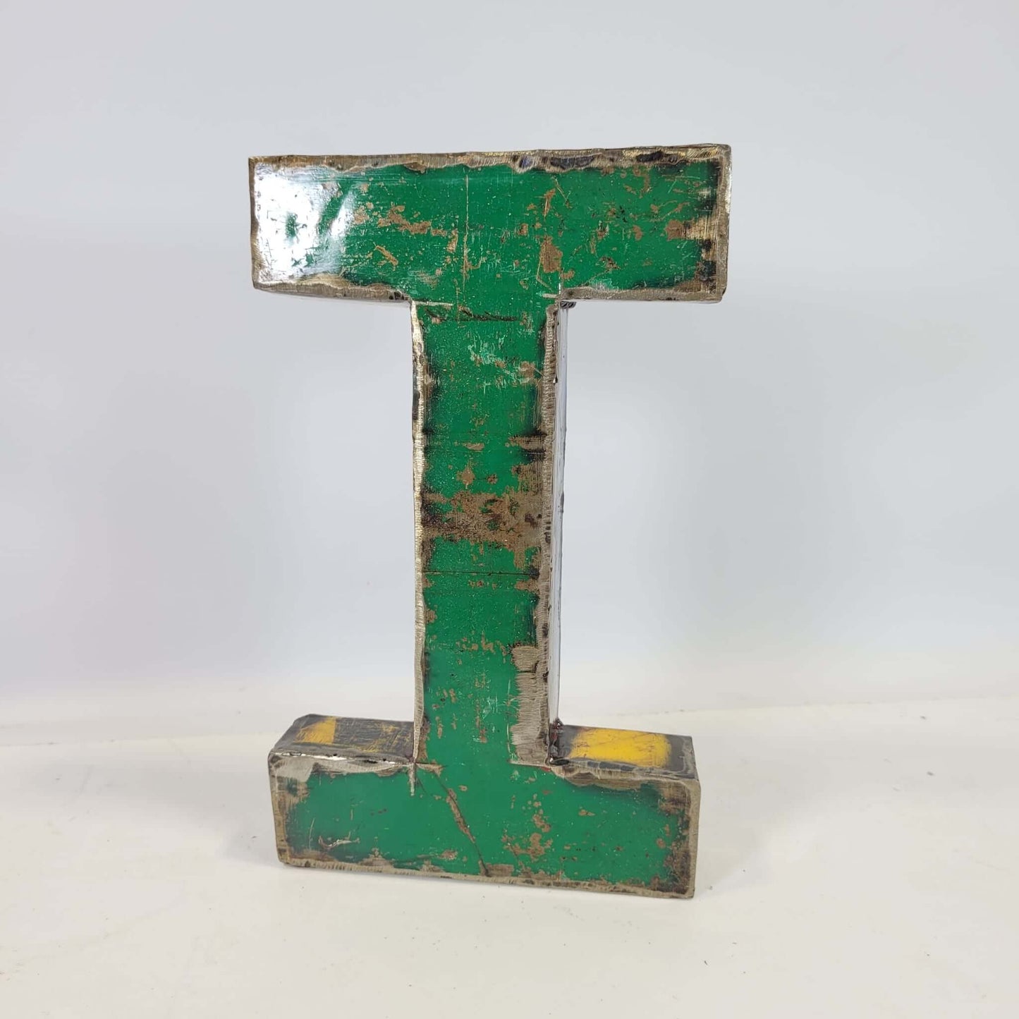 Buchstabe "I" (i) aus recycelten Ölfässern | 22 oder 50 cm | verschiedene Farben