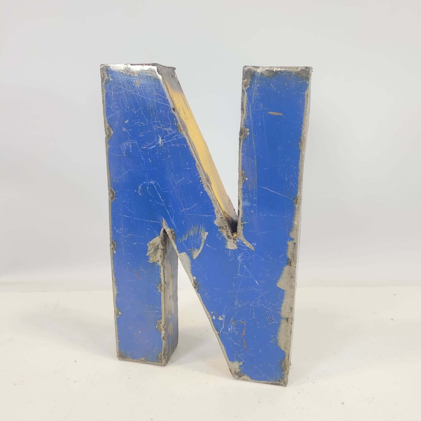 Buchstabe "N" aus recycelten Ölfässern | 22 oder 50 cm | verschiedene Farben